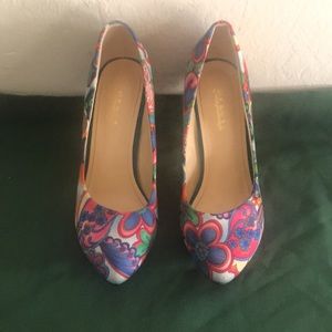 LiangLiang Heels Size 38 US 8 used